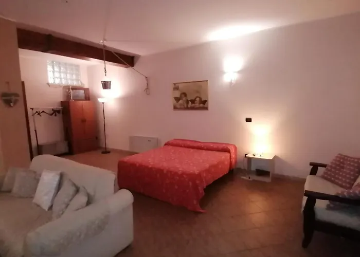 La Taverna Di Lo\'